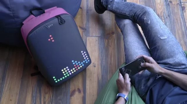 La mochila que permite jugar al Tetris